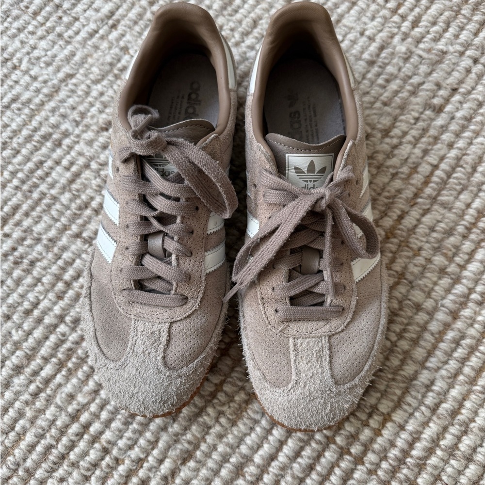 Adidas brown fuzzy suede sambas